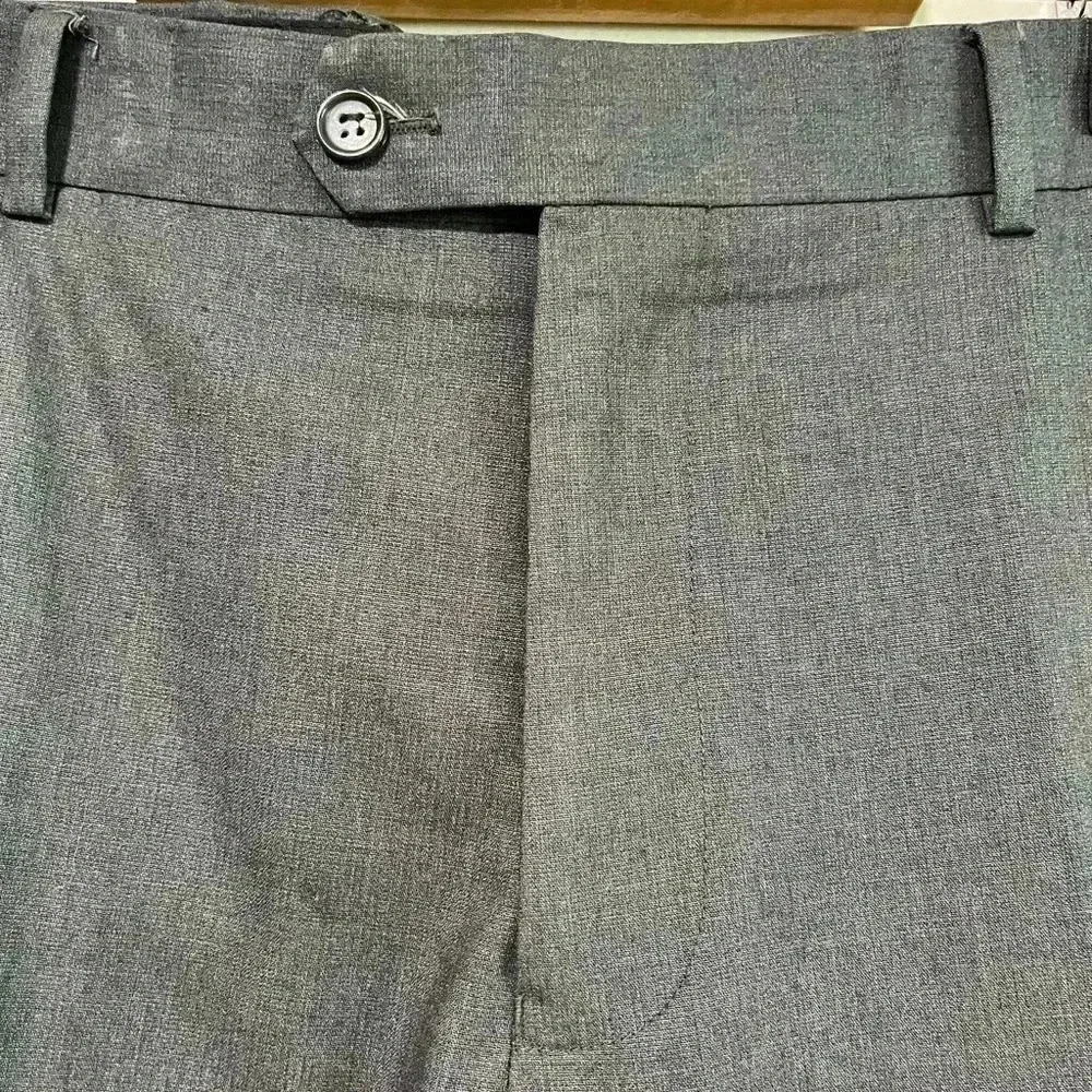 Marco Donateli Men’s Gray Suit Blazer & Trousers Set - 42T Jacket, 36T Pants